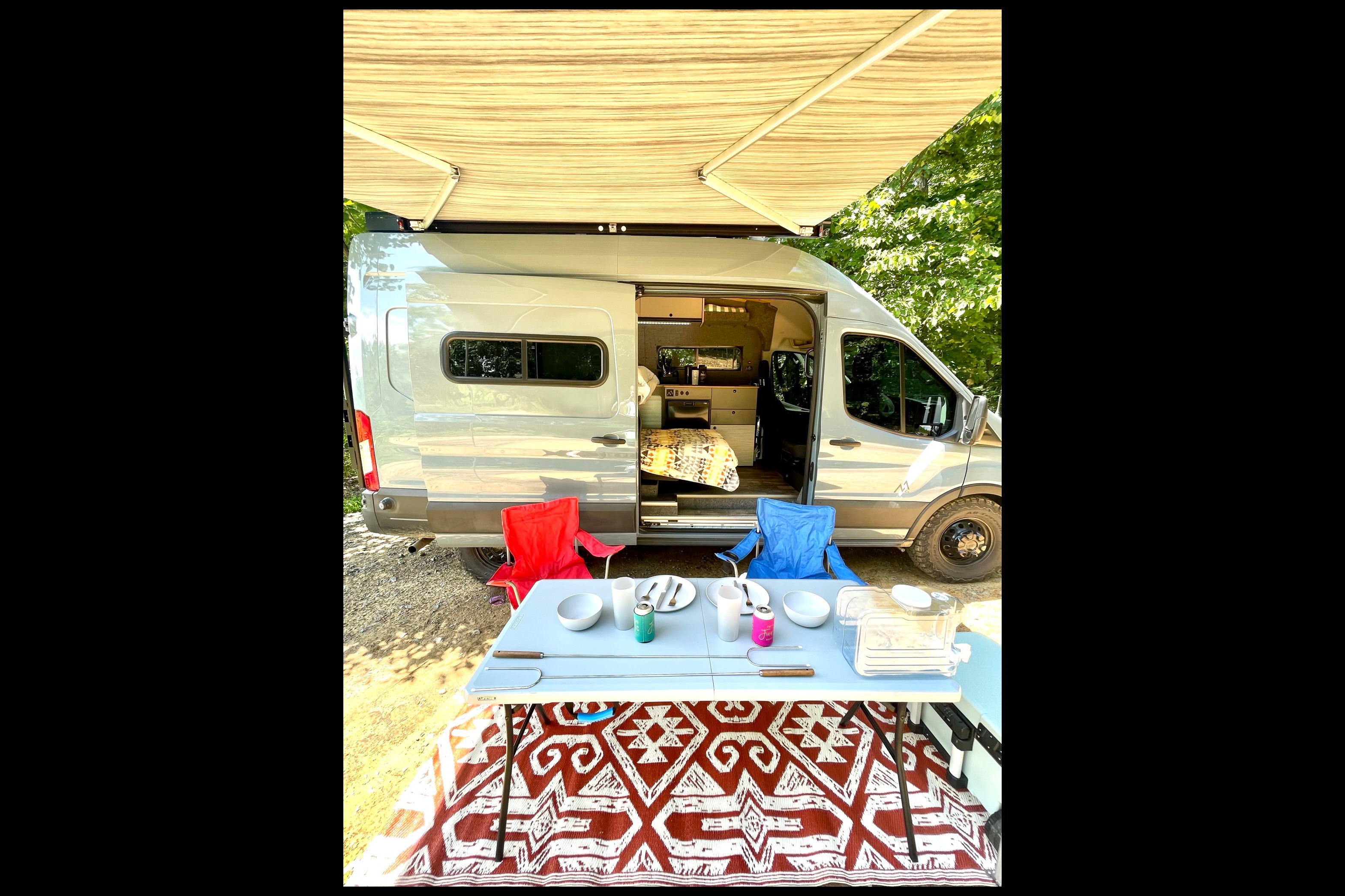 Vista Adventure Vans AWD Ford Transit