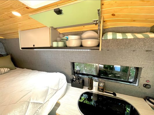 Vista Adventure Vans AWD Ford Transit