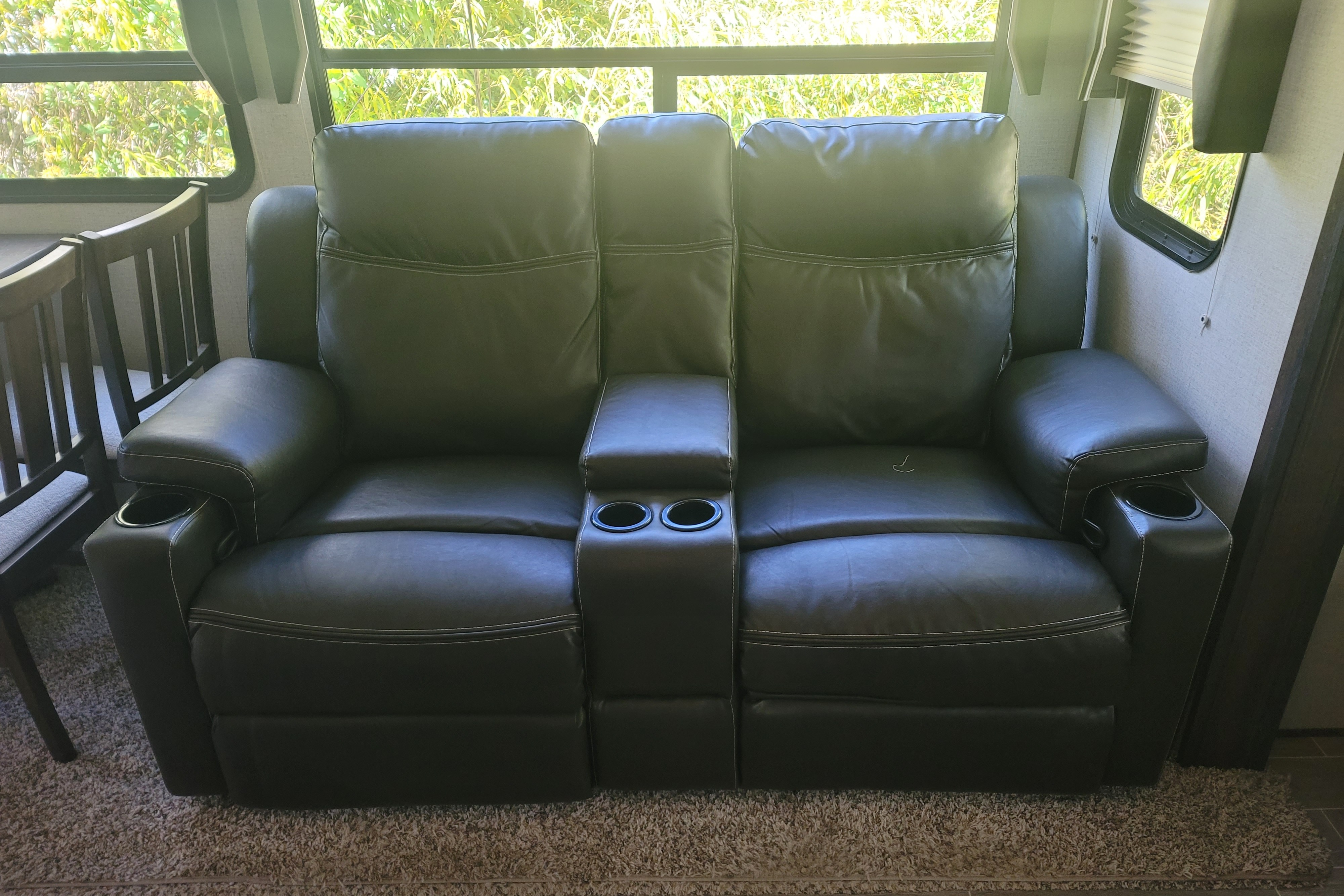 Coastal Couples Dutchmen Atlas Fifth Wheel