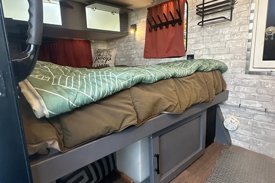 Camo Standy Karavan Micro Trailer w/ Rooftop Tent