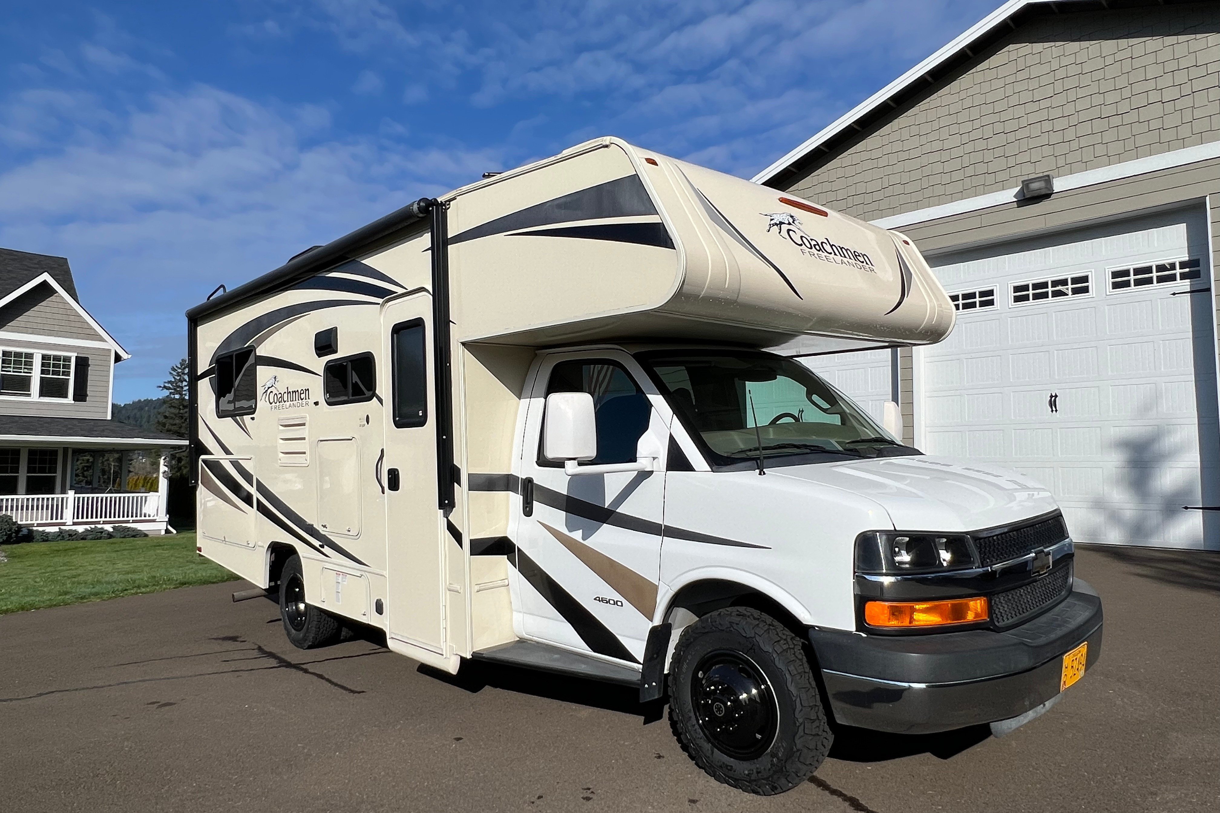 Ovi's Coachmen Freelander 21QB Class C