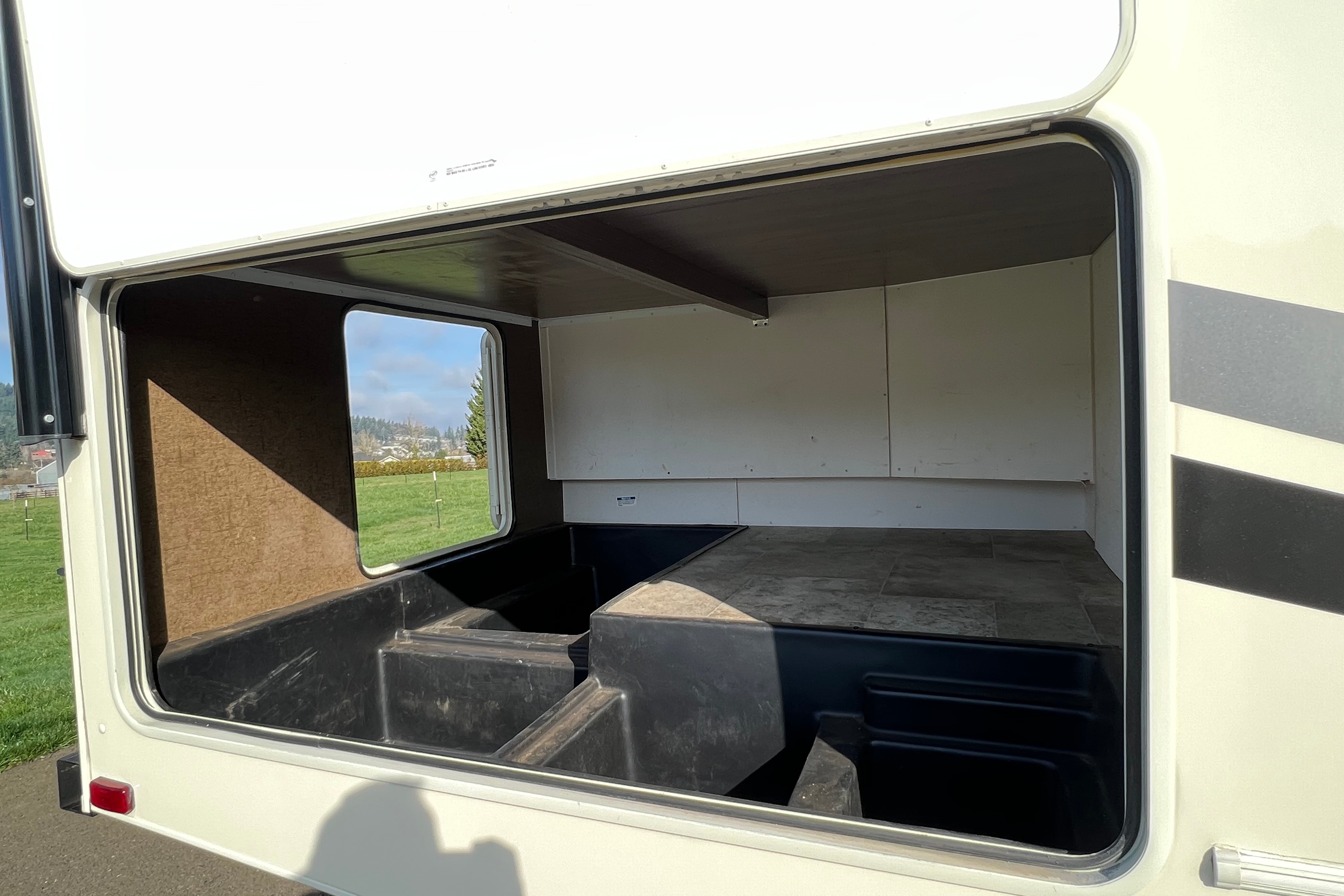 Ovi's Coachmen Freelander 21QB Class C