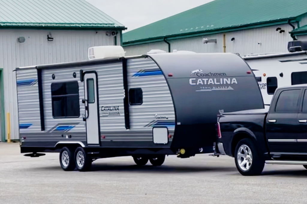 Foldesi’s 2020 Coachmen Catalina Trail Blazer 26t Toy Hauler