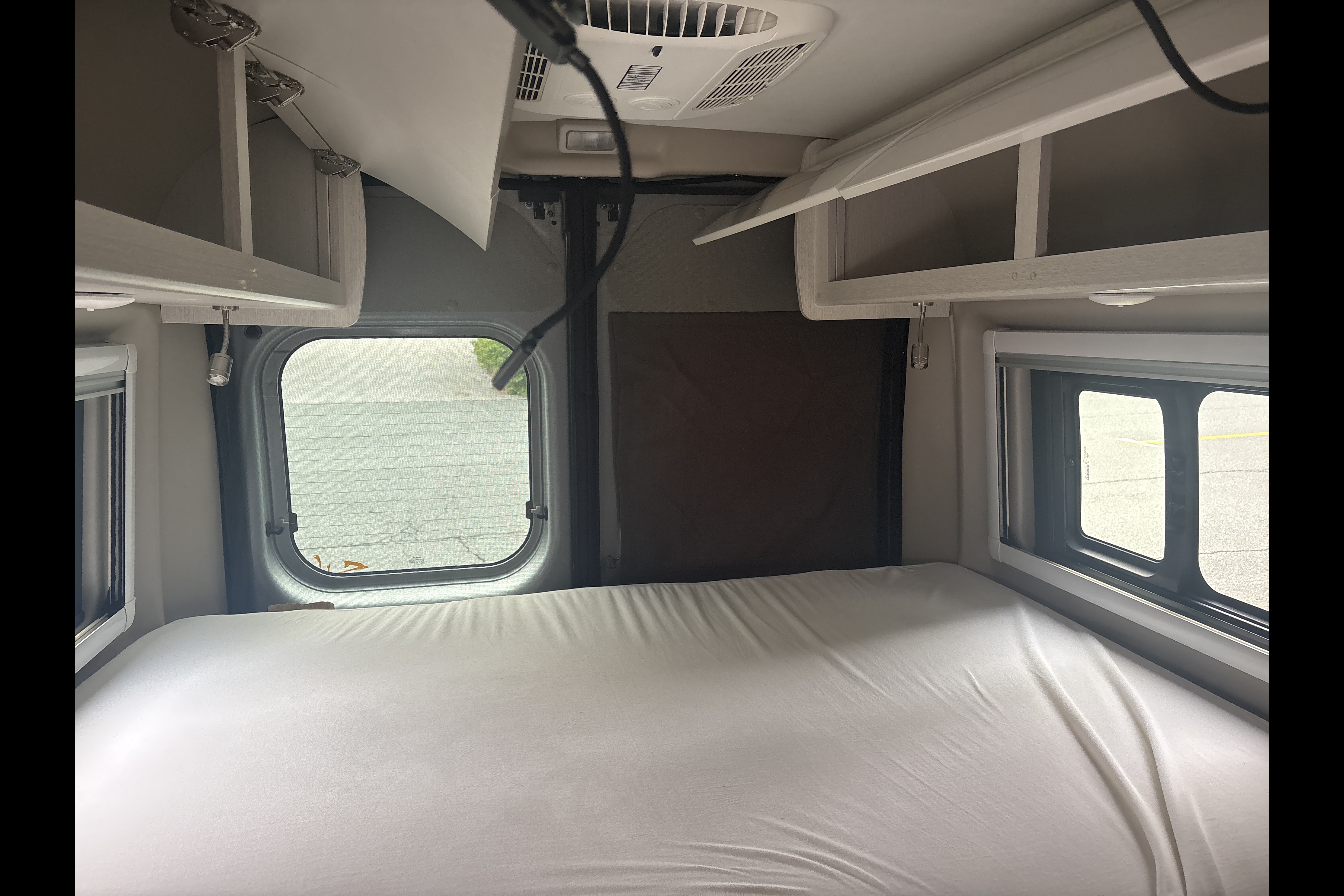 Vanlife Thor Motor Coach Tellaro 20AT Class B