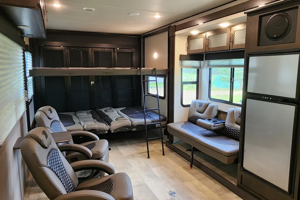 Miss Daisy's Grand Design Momentum G-class Toy Hauler