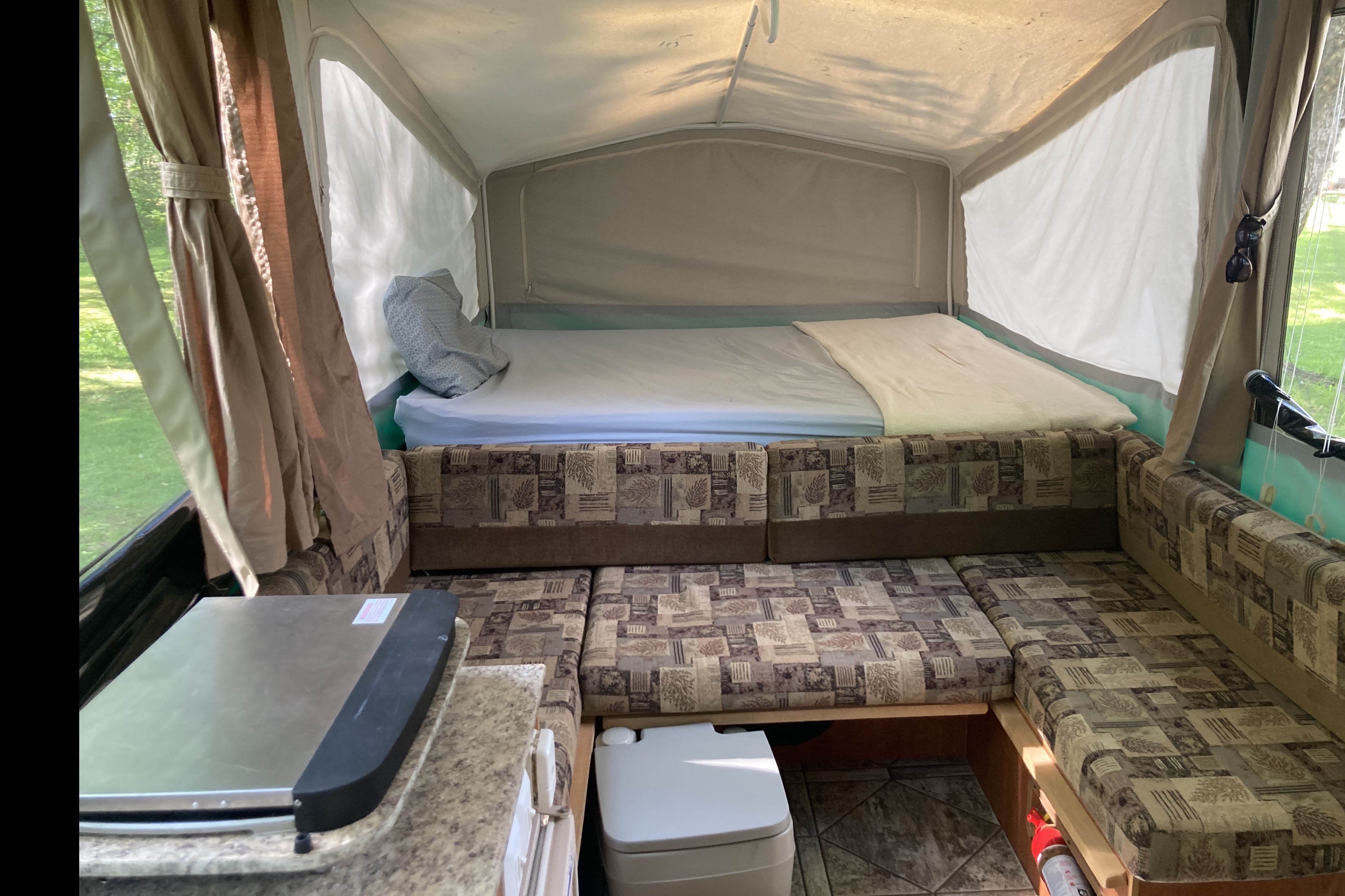 Sylvie's Jayco Jayco starcraft 1223 Tent Trailer