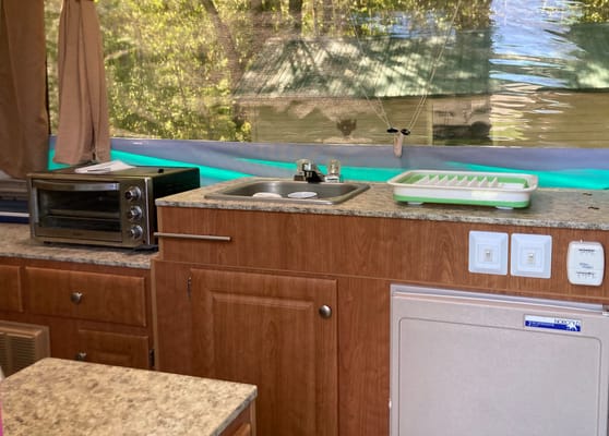 Sylvie's Jayco starcraft 1223 Tent Trailer