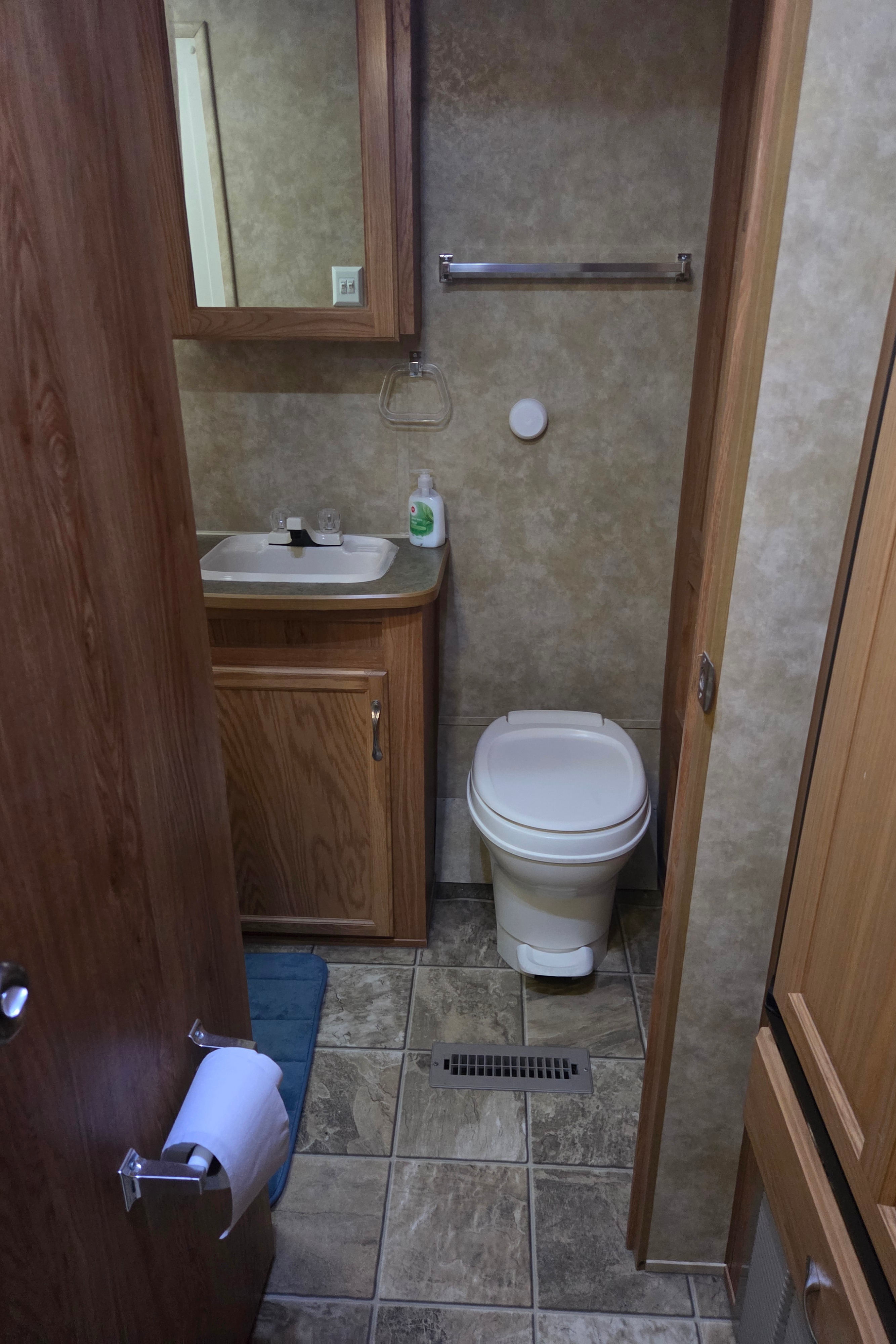 Anthony's Jayco Jayflight Travel Trailer