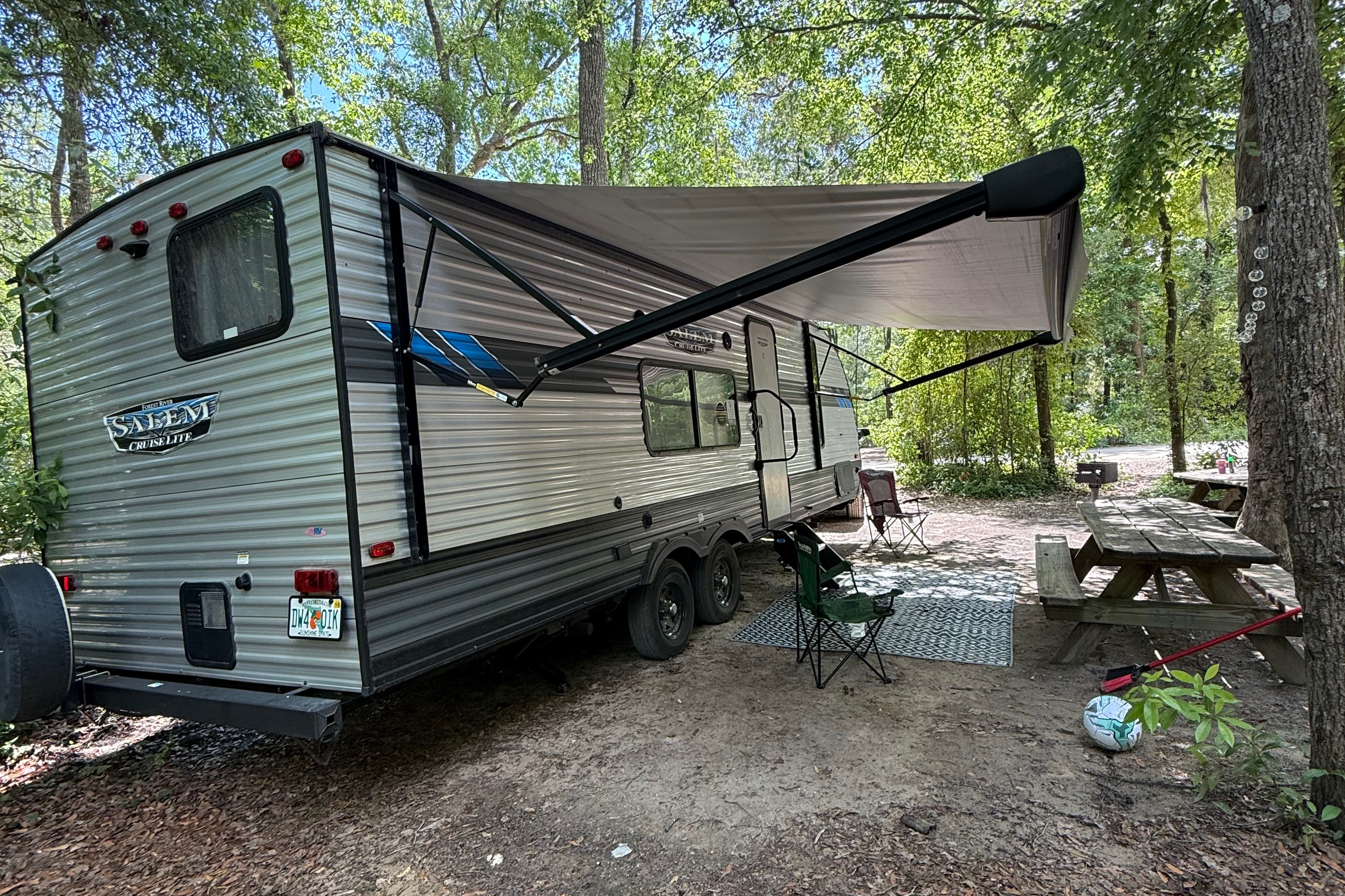 GoRoadie's Forest River Salem cruise lite Travel Trailer