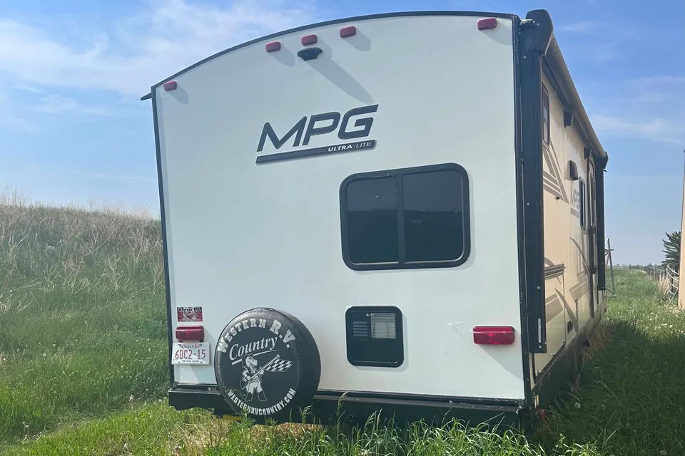 Tracy's MPG Ultra light mpg 2500 cruiser Travel Trailer