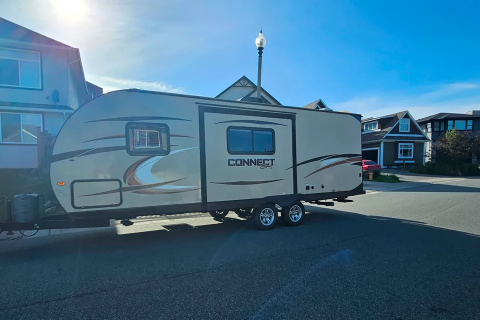 The Bear Cub KZ Spree C250BHS Travel Trailer