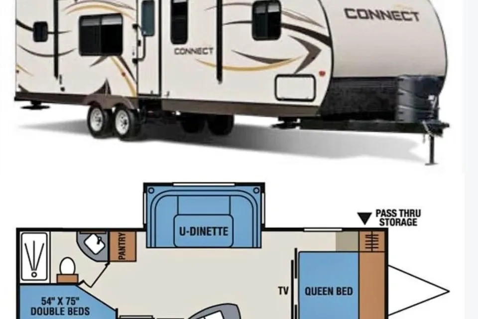 The Bear Cub KZ Spree C250BHS Travel Trailer