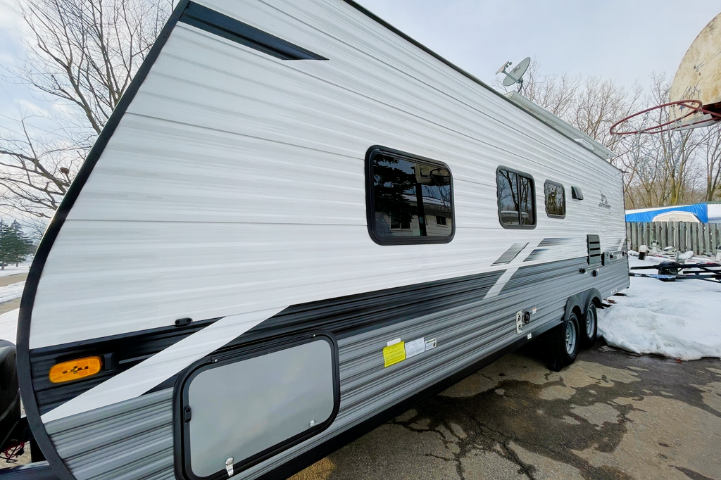 "Embark on Exhilarating Outdoor Journeys with Mission Adventures: Where Camping Dreams Roam Wild!"  