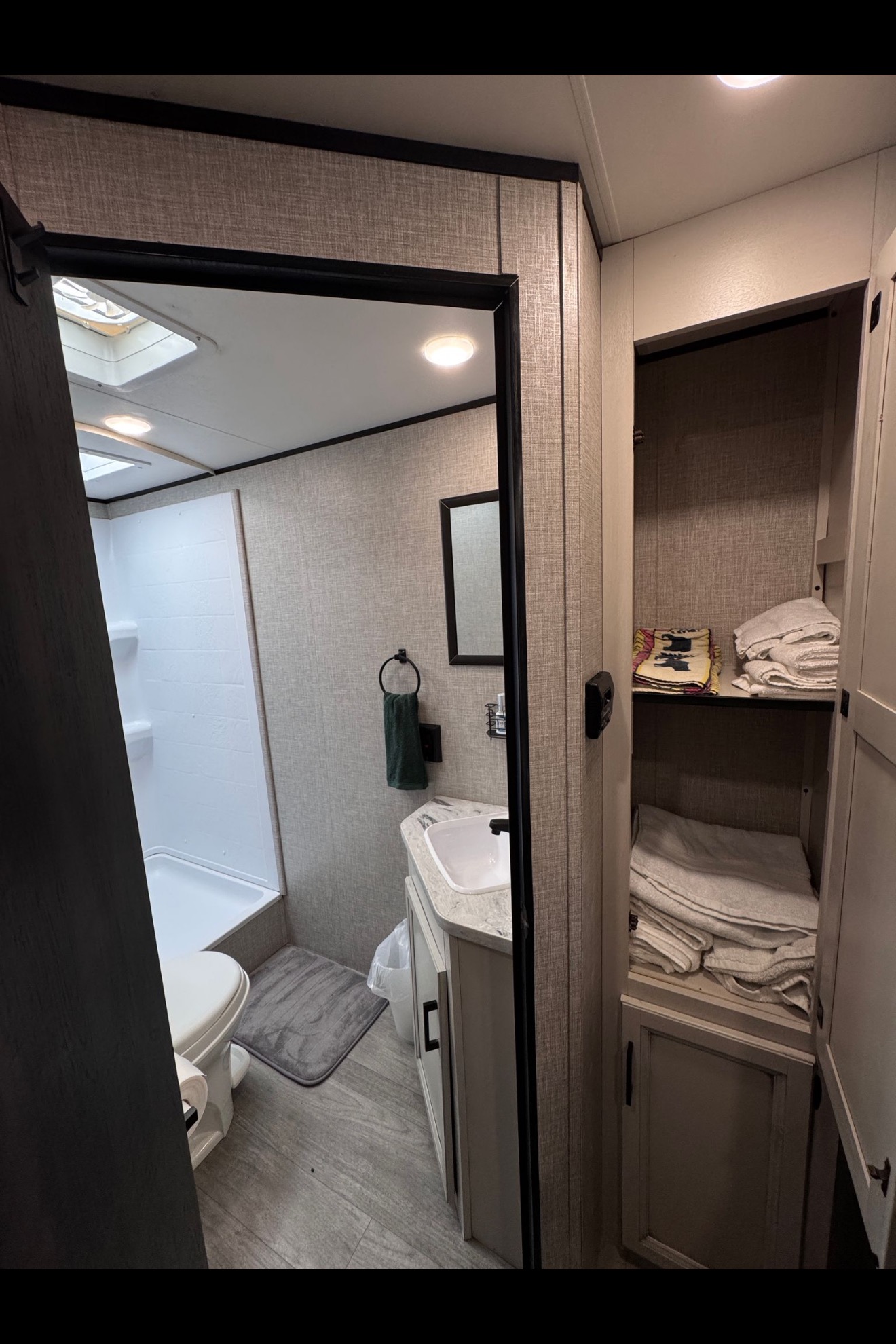 Foothill rentals Rv