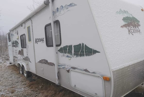 Mark and lacey's Dutchmen kodiak 30bh-sl Travel Trailer