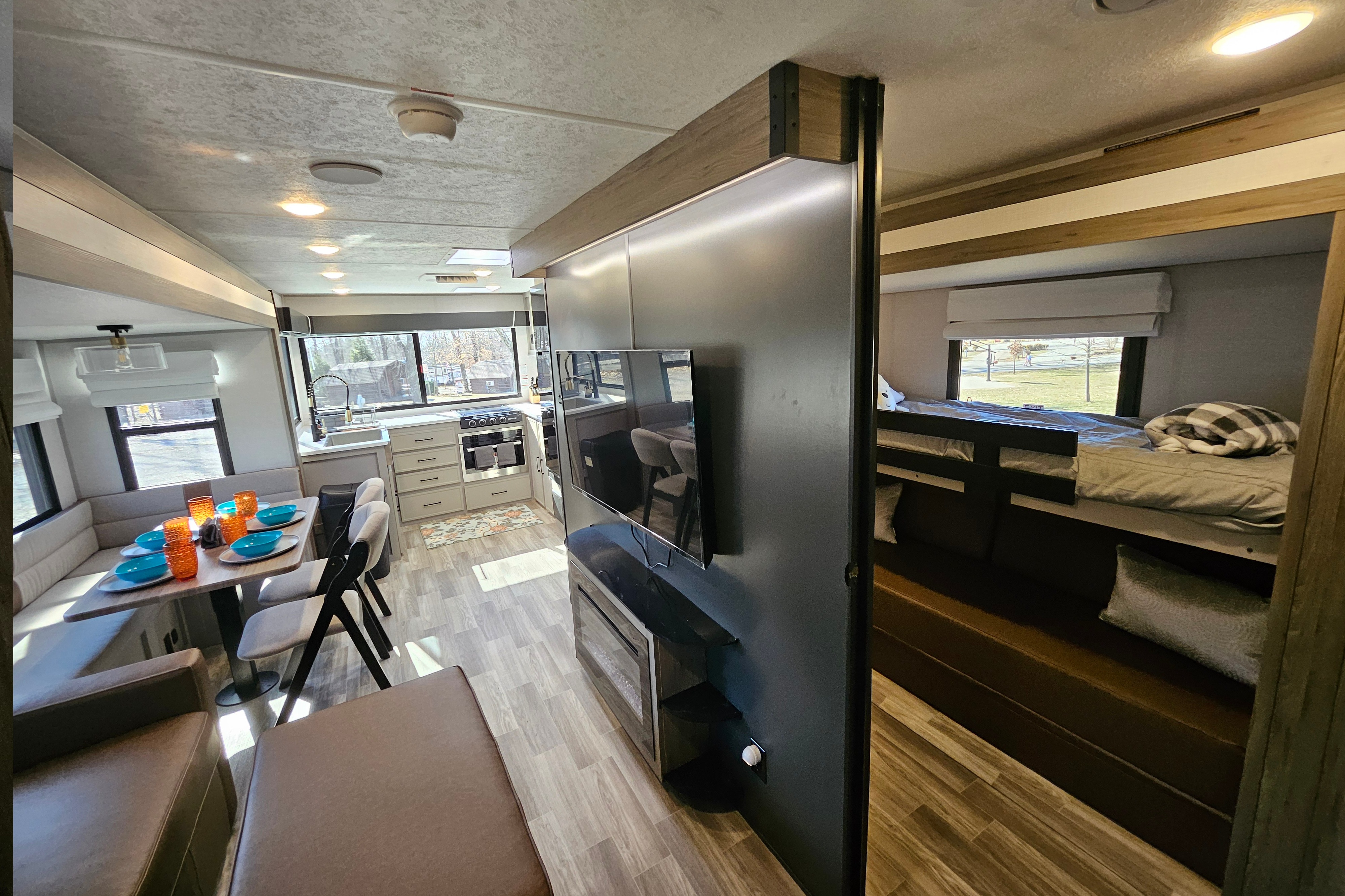 2 Fireplaces and a Secret Bunkroom!