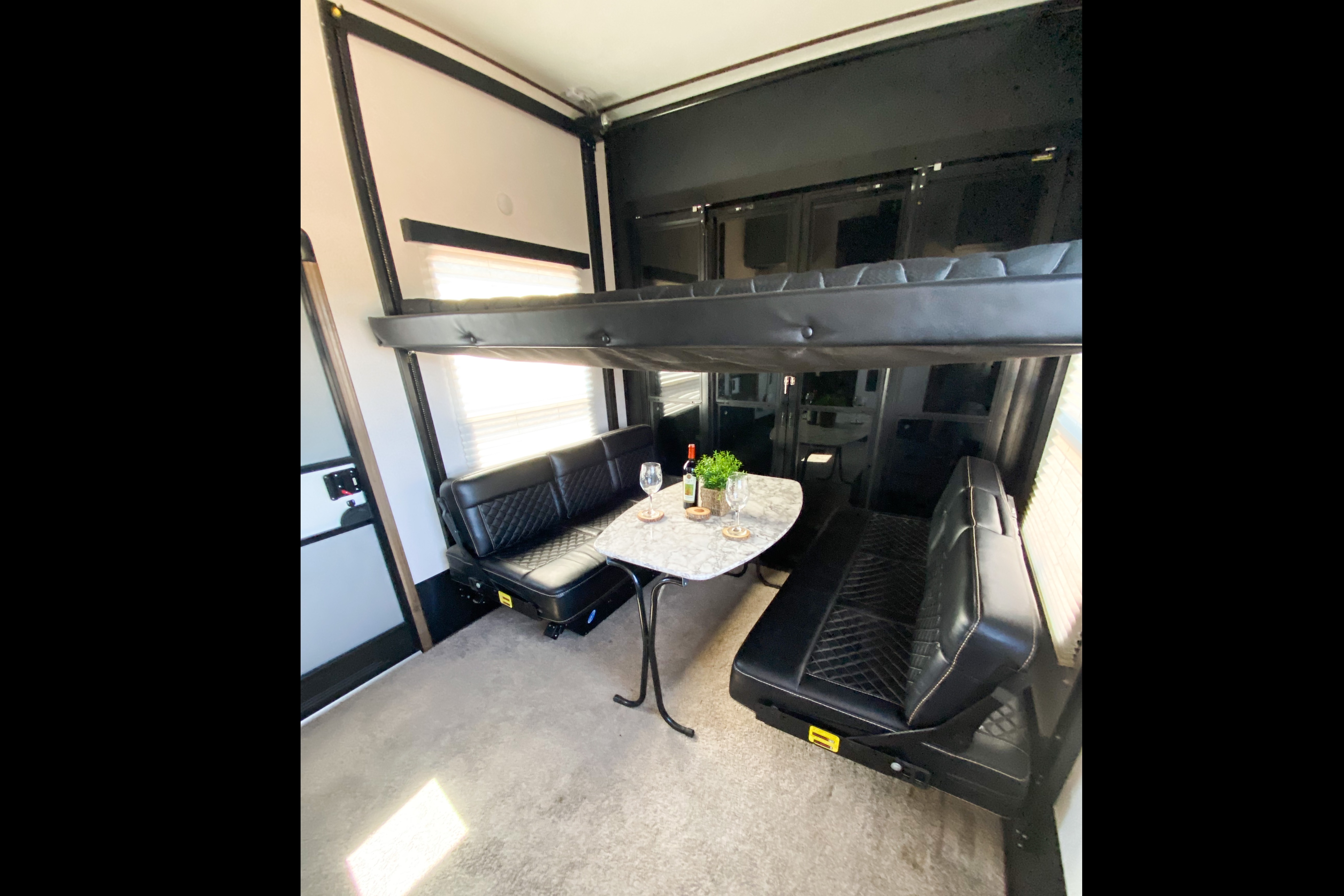 Kyle's Keystone Fuzion 373 Toy Hauler