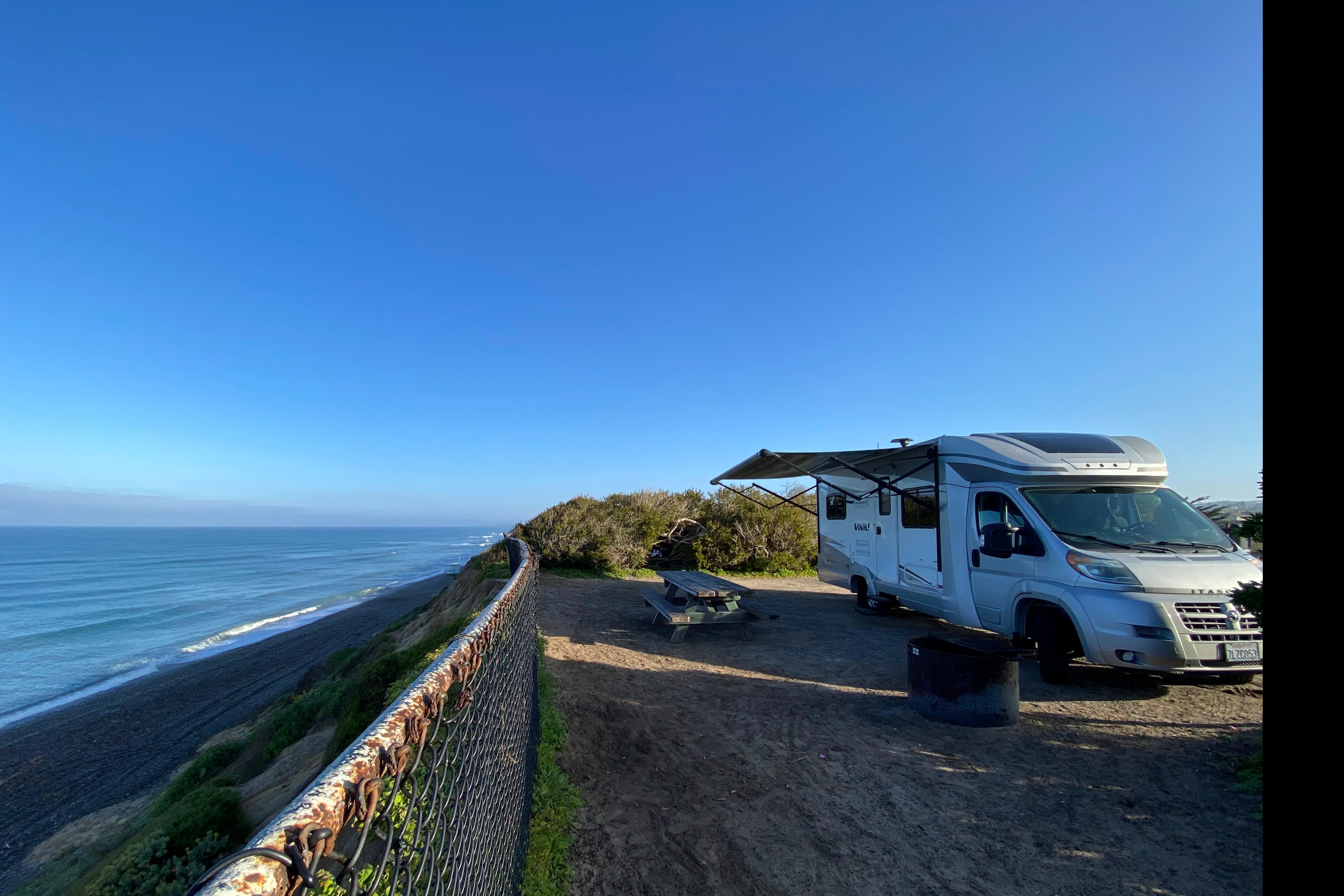 Itasca Viva! 23L — European Chic on Wheels, Ultimate Gas-Sipping, Couple’s Getaway, Class B+