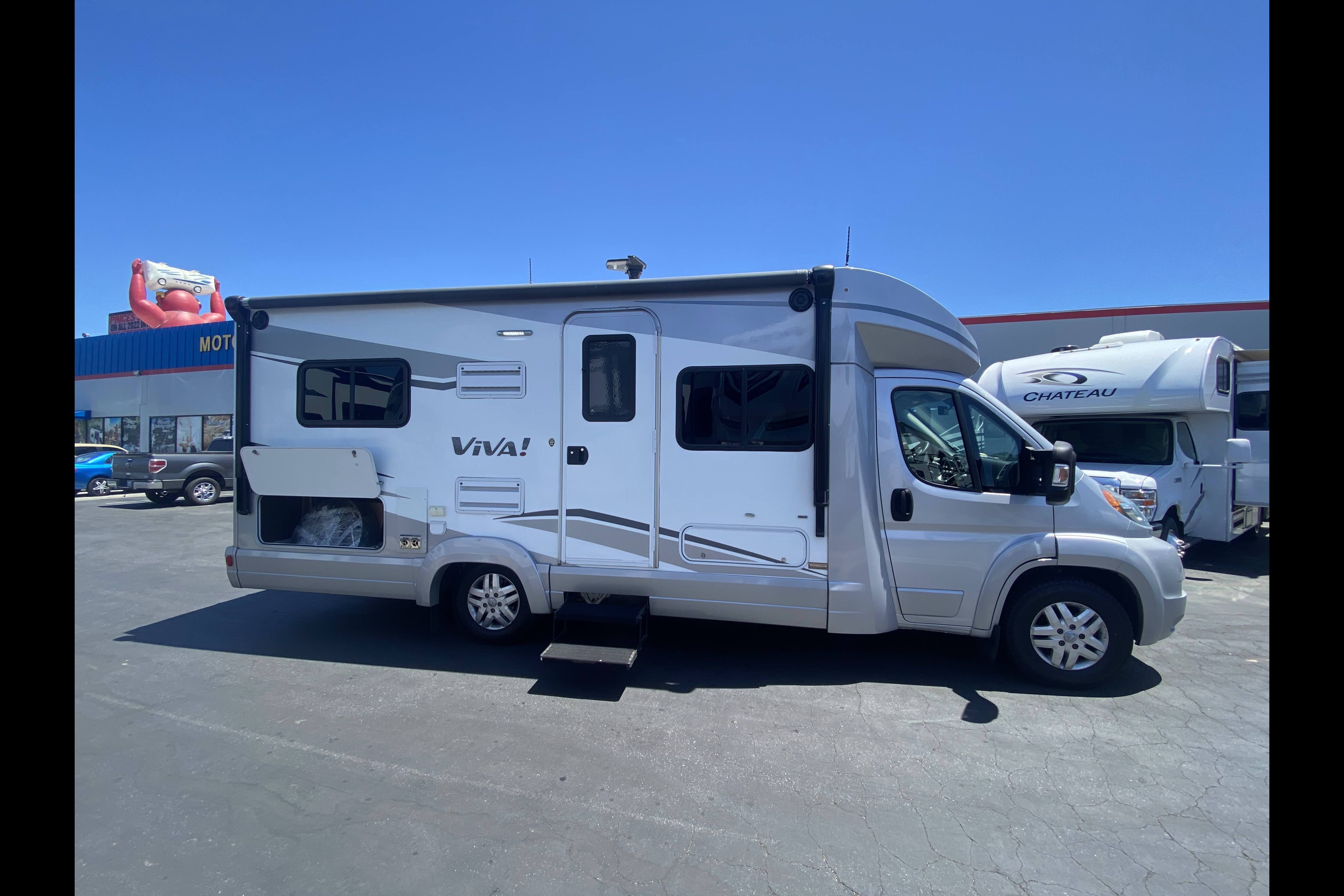 Itasca Viva! 23L — European Chic on Wheels, Ultimate Gas-Sipping, Couple’s Getaway, Class B+