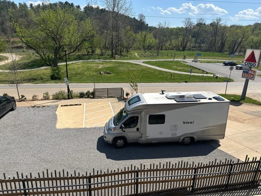 Itasca Viva! 23L — European Chic on Wheels, Ultimate Gas-Sipping, Couple’s Getaway, Class B+