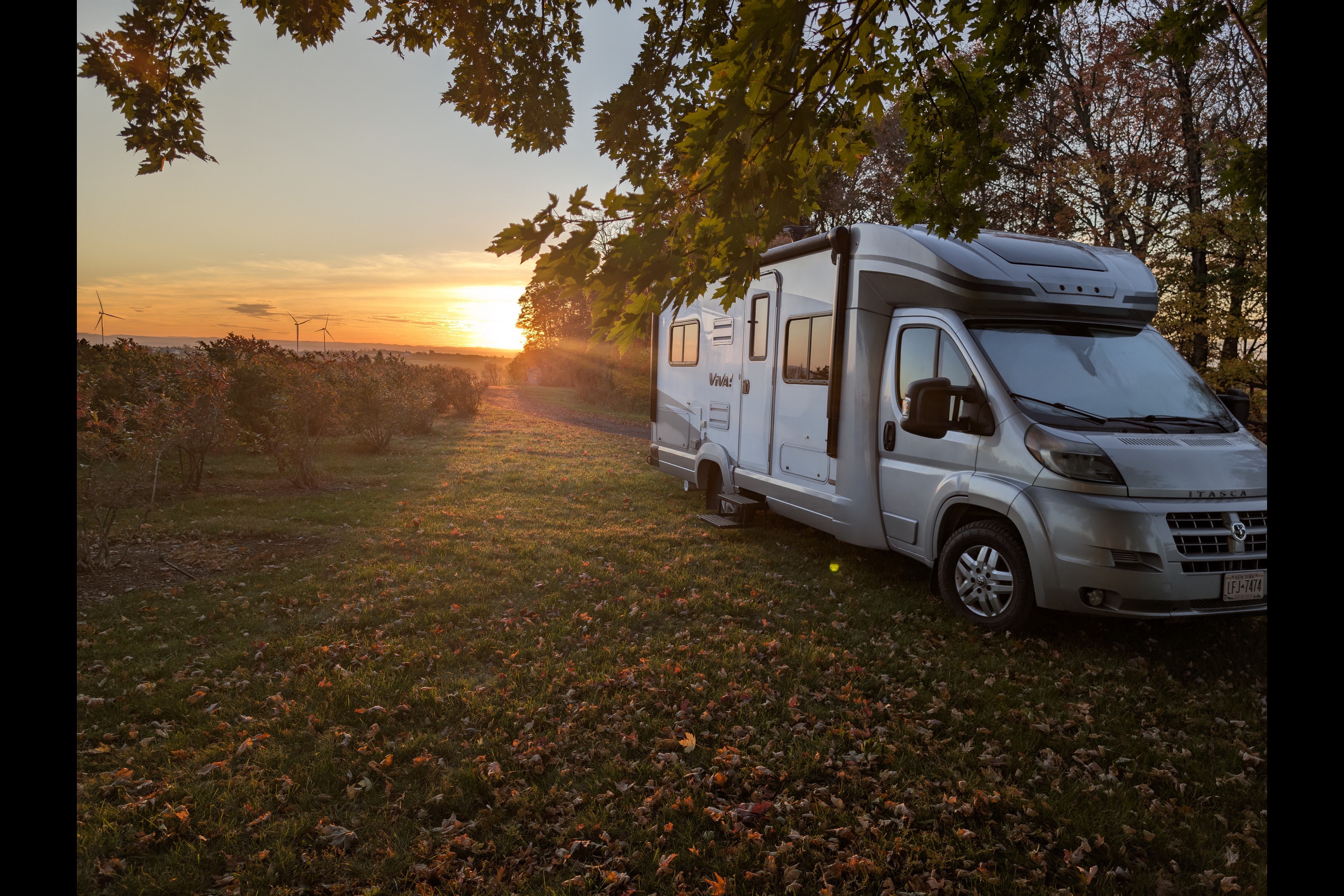 Itasca Viva! 23L — European Chic on Wheels, Ultimate Gas-Sipping, Couple’s Getaway, Class B+
