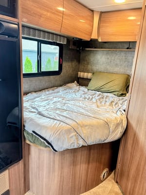 Itasca Viva! 23L — European Chic on Wheels, Ultimate Gas-Sipping, Couple’s Getaway, Class B+