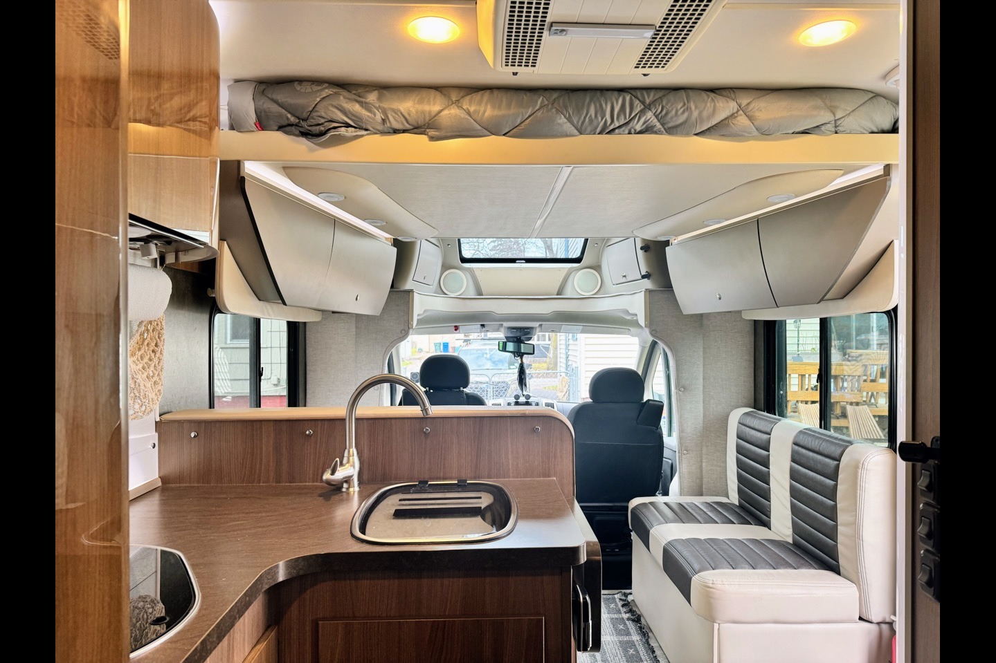 Itasca Viva! 23L — European Chic on Wheels, Ultimate Gas-Sipping, Couple’s Getaway, Class B+