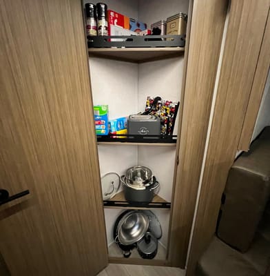 Nomadic Nature Rentals w Luxury Amenities (Mickey)
