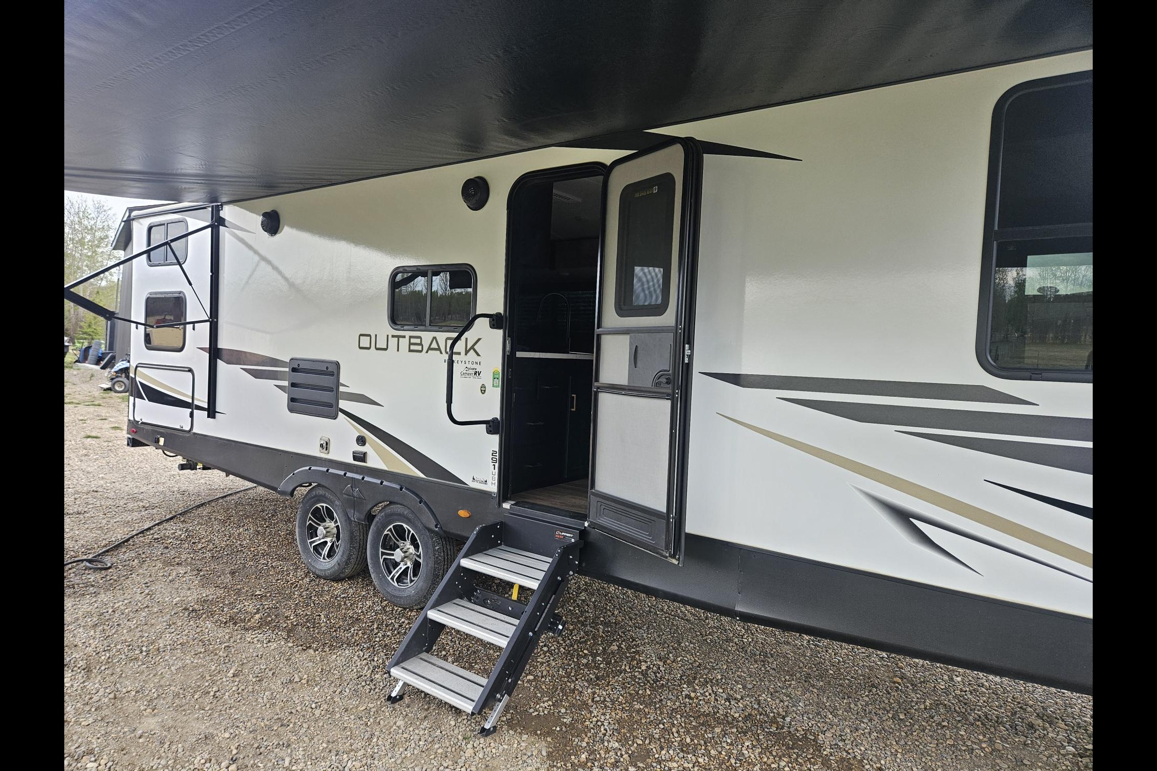Chris's Keystone Outback ultra lite 291UBH Travel Trailer