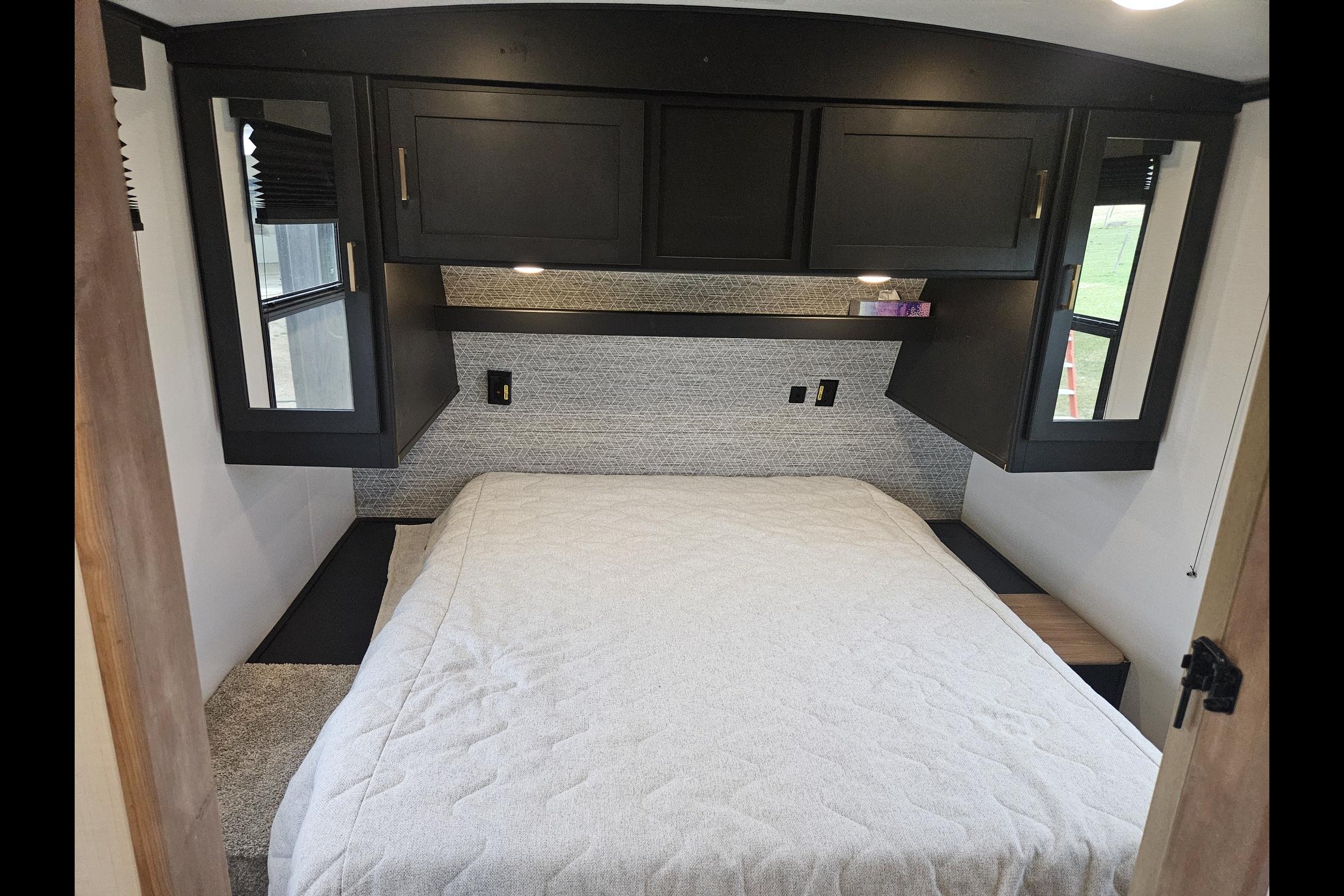 Chris's Keystone Outback ultra lite 291UBH Travel Trailer