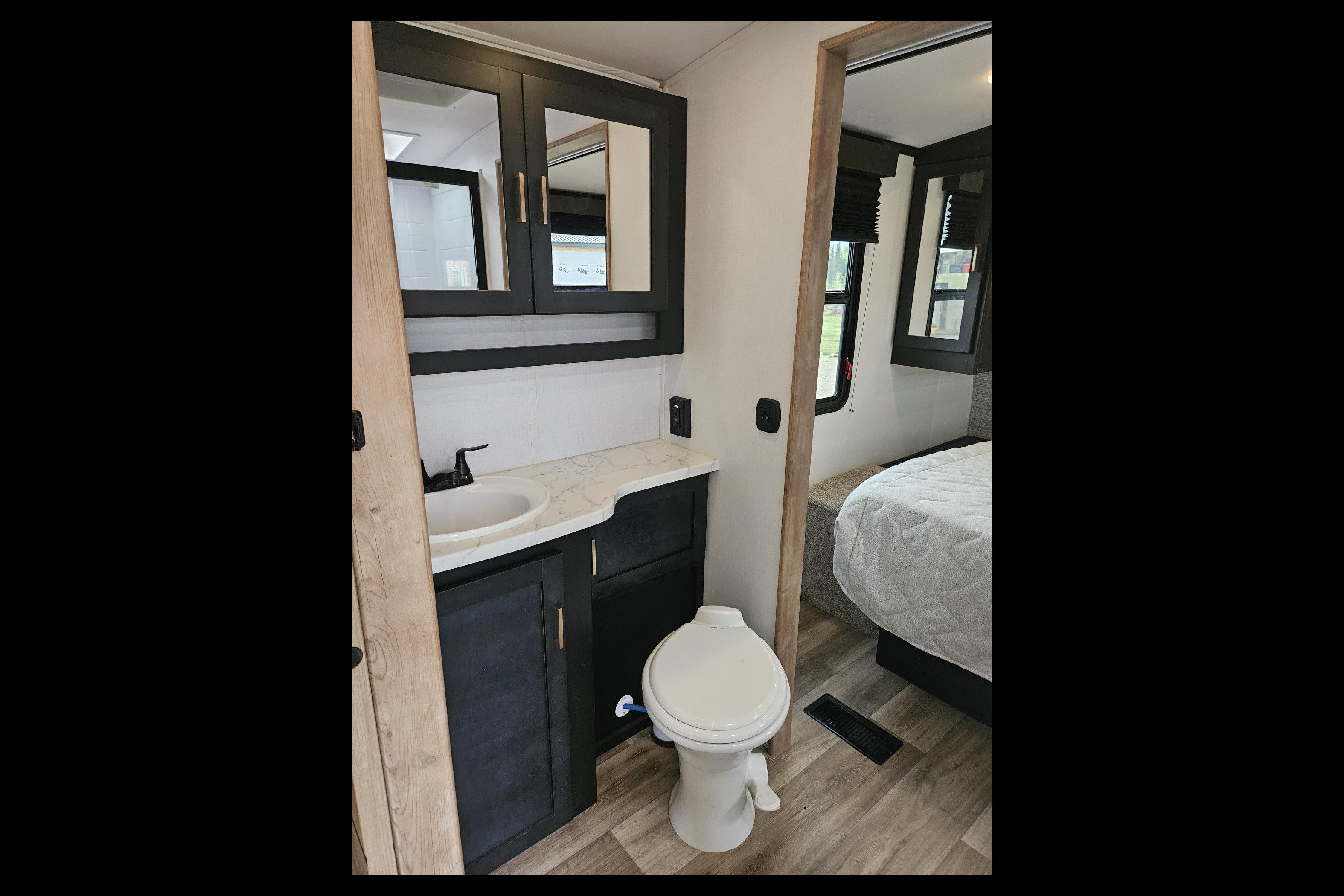 Chris's Keystone Outback ultra lite 291UBH Travel Trailer