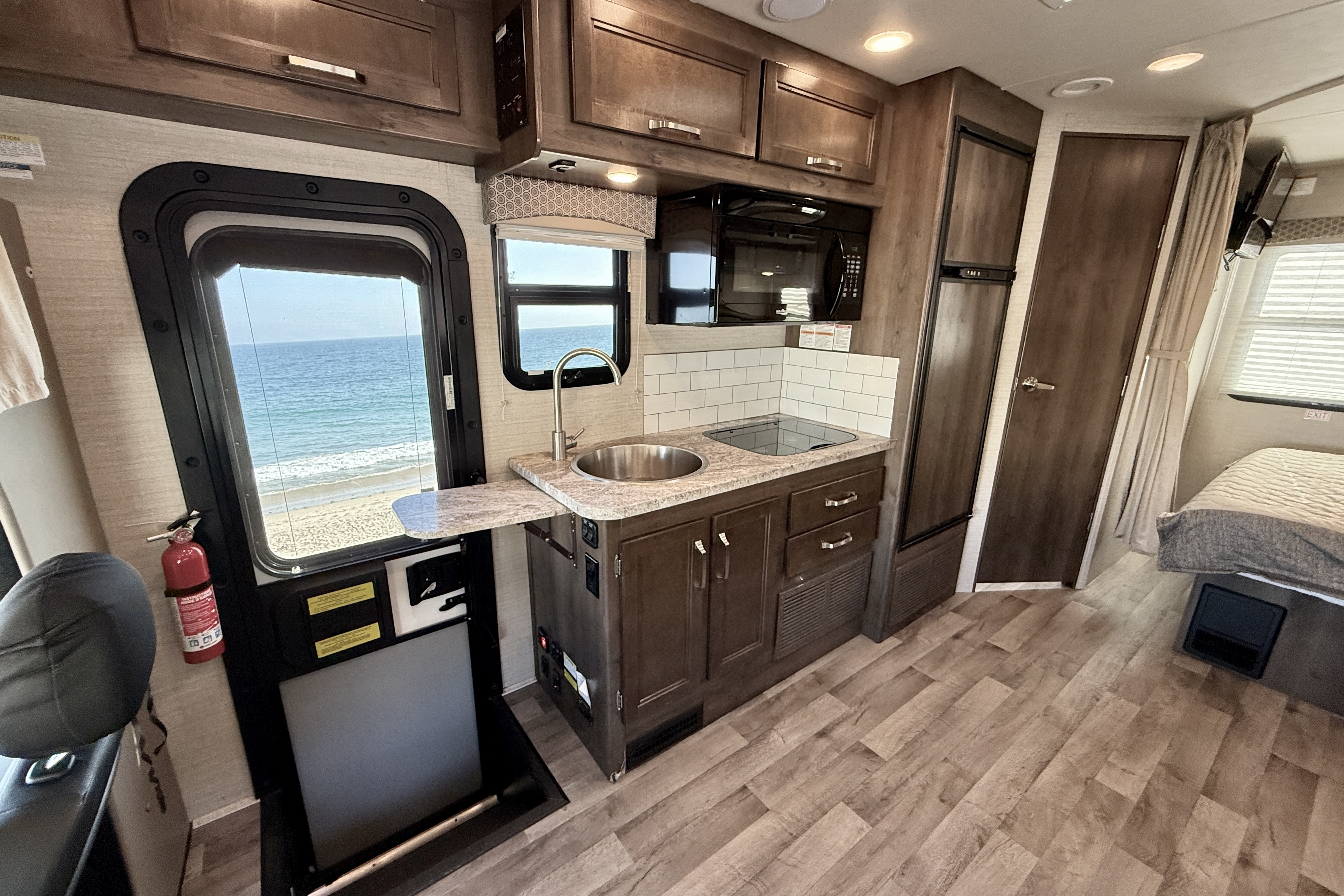 Mercedes Jayco Melbourne 24L