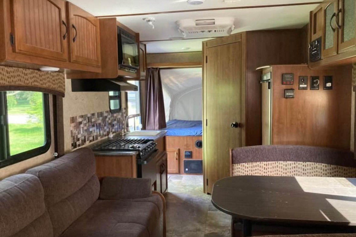 Vacation Station camping Trailer