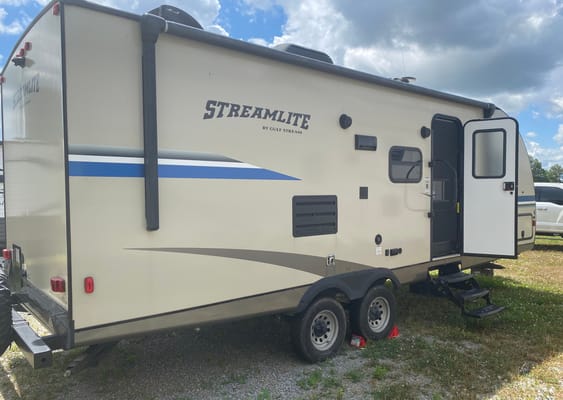 Steve's Gulf Stream Streamlite Travel Trailer