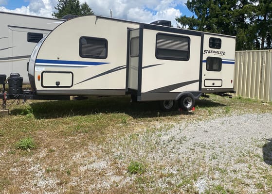 Steve's Gulf Stream Streamlite Travel Trailer