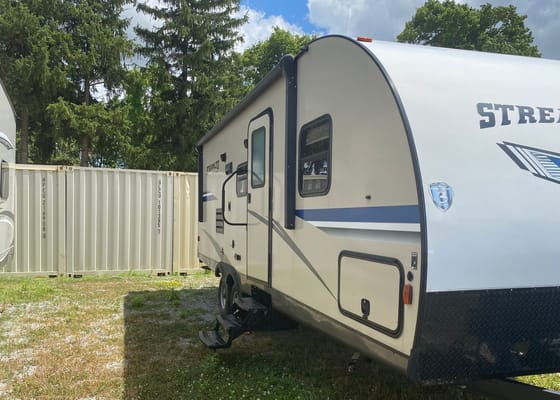 Steve's Gulf Stream Streamlite Travel Trailer