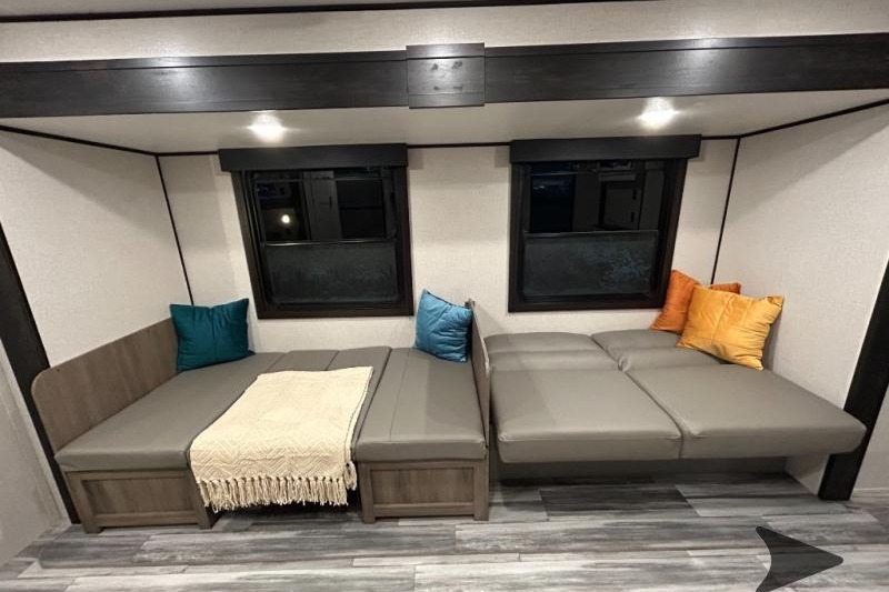 2024 Wayfinder Travel Trailer with bunks
