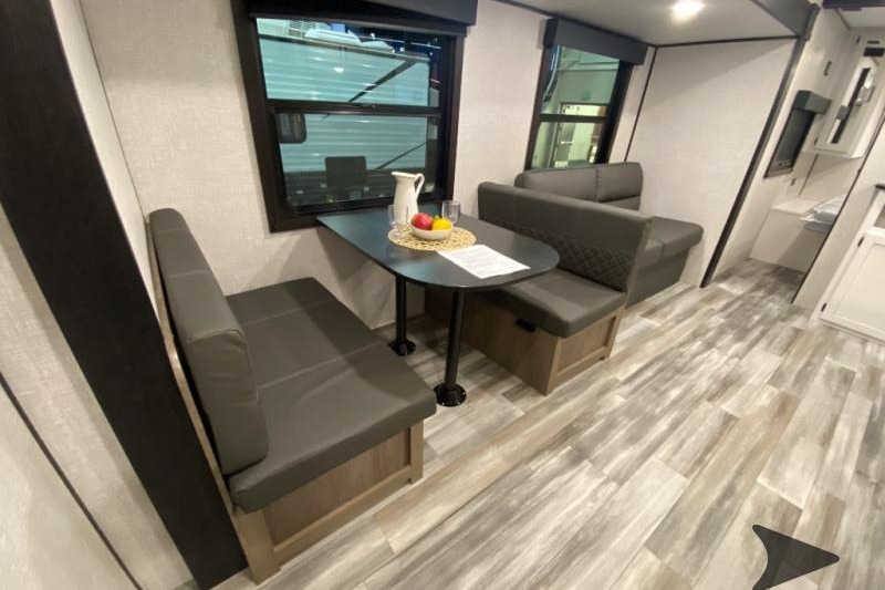 2024 Wayfinder Travel Trailer with bunks