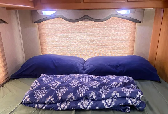 Fleet #C4 Mid-size Class C – Great Value for Larger Families (Sleeps 4 Adults, 2 Children)