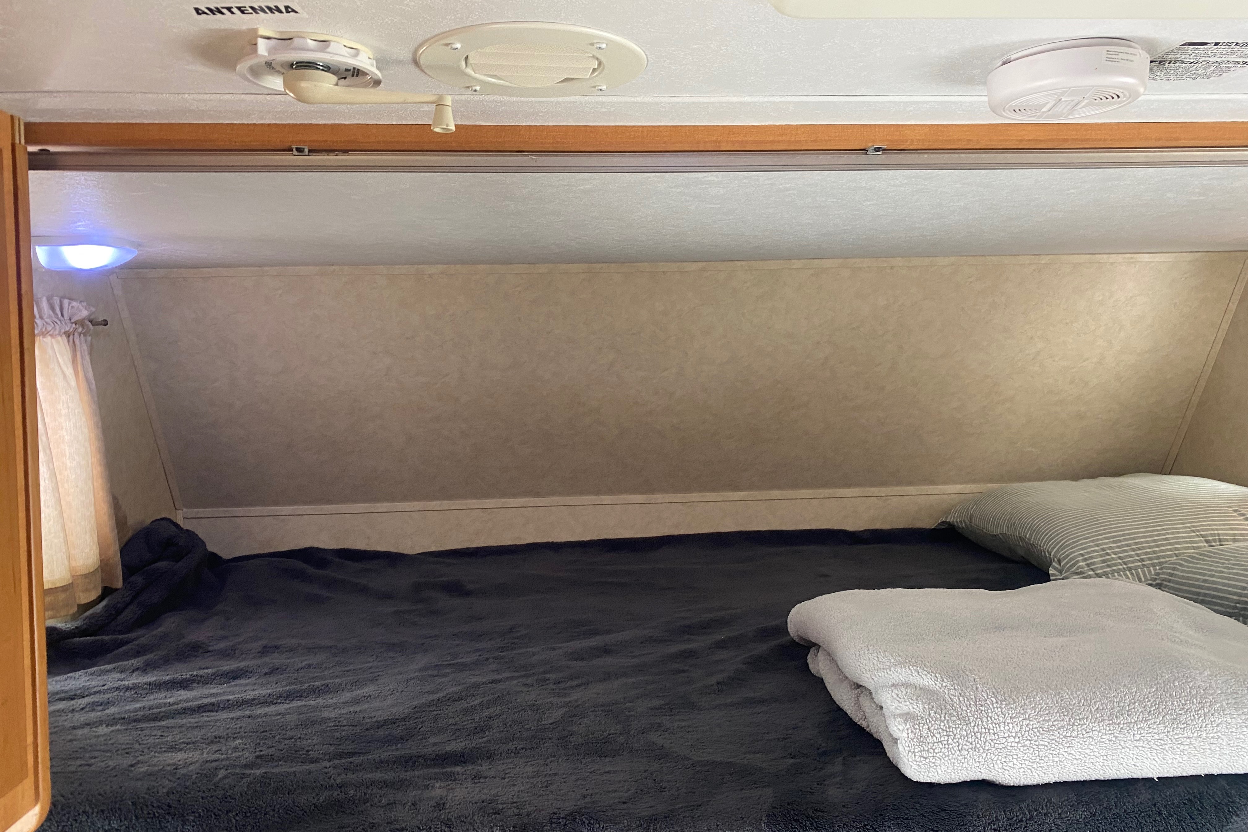 Fleet #C4 Mid-size Class C – Great Value for Larger Families (Sleeps 4 Adults, 2 Children)