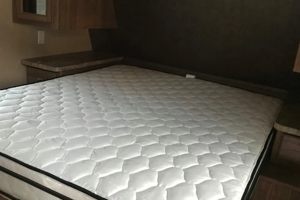 2017 Shasta Revere Travel Trailer