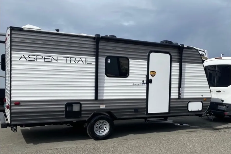 Dawna's Dutchmen Aspen Trail 17BH Travel Trailer