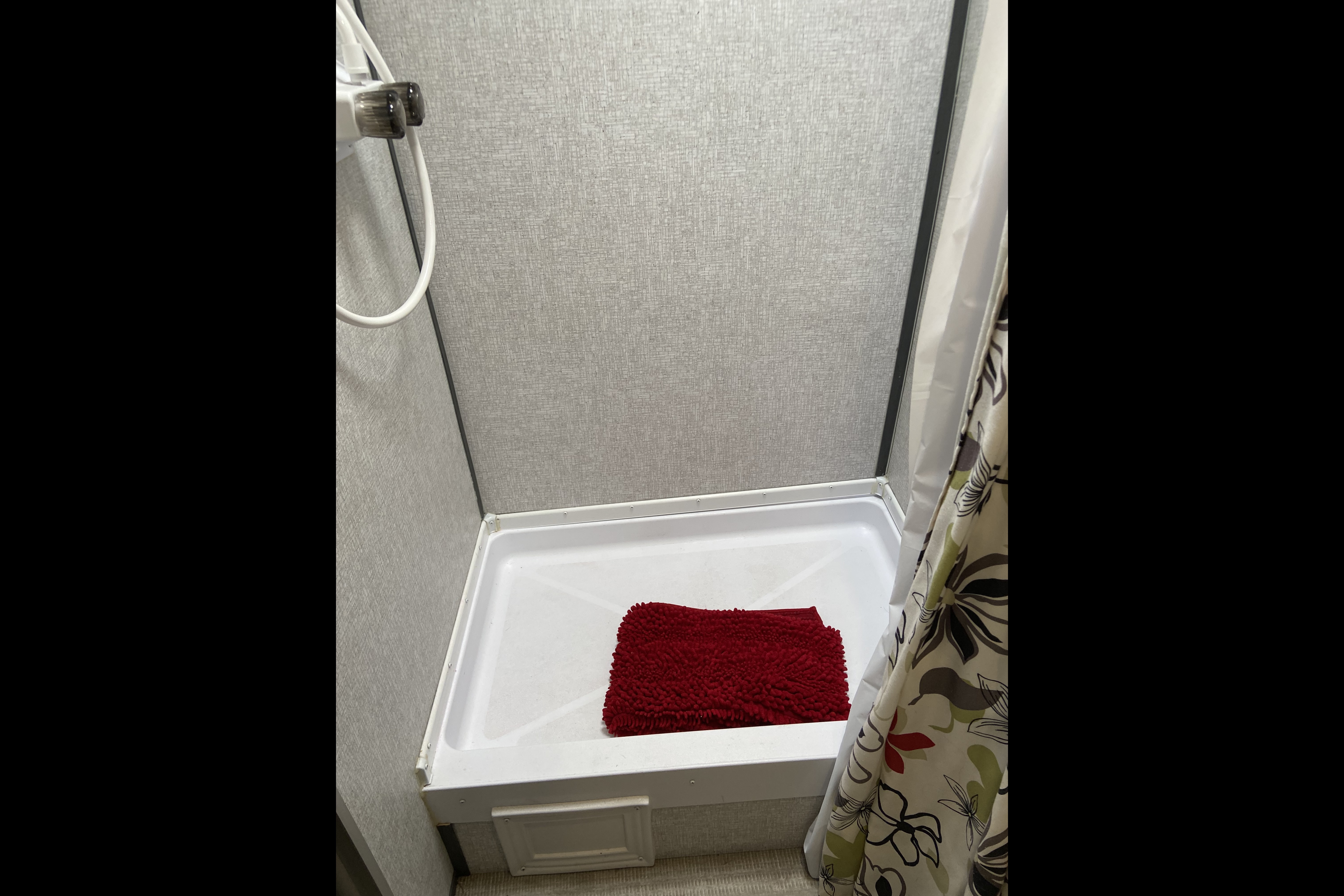 Dawna's Dutchmen Aspen Trail 17BH Travel Trailer