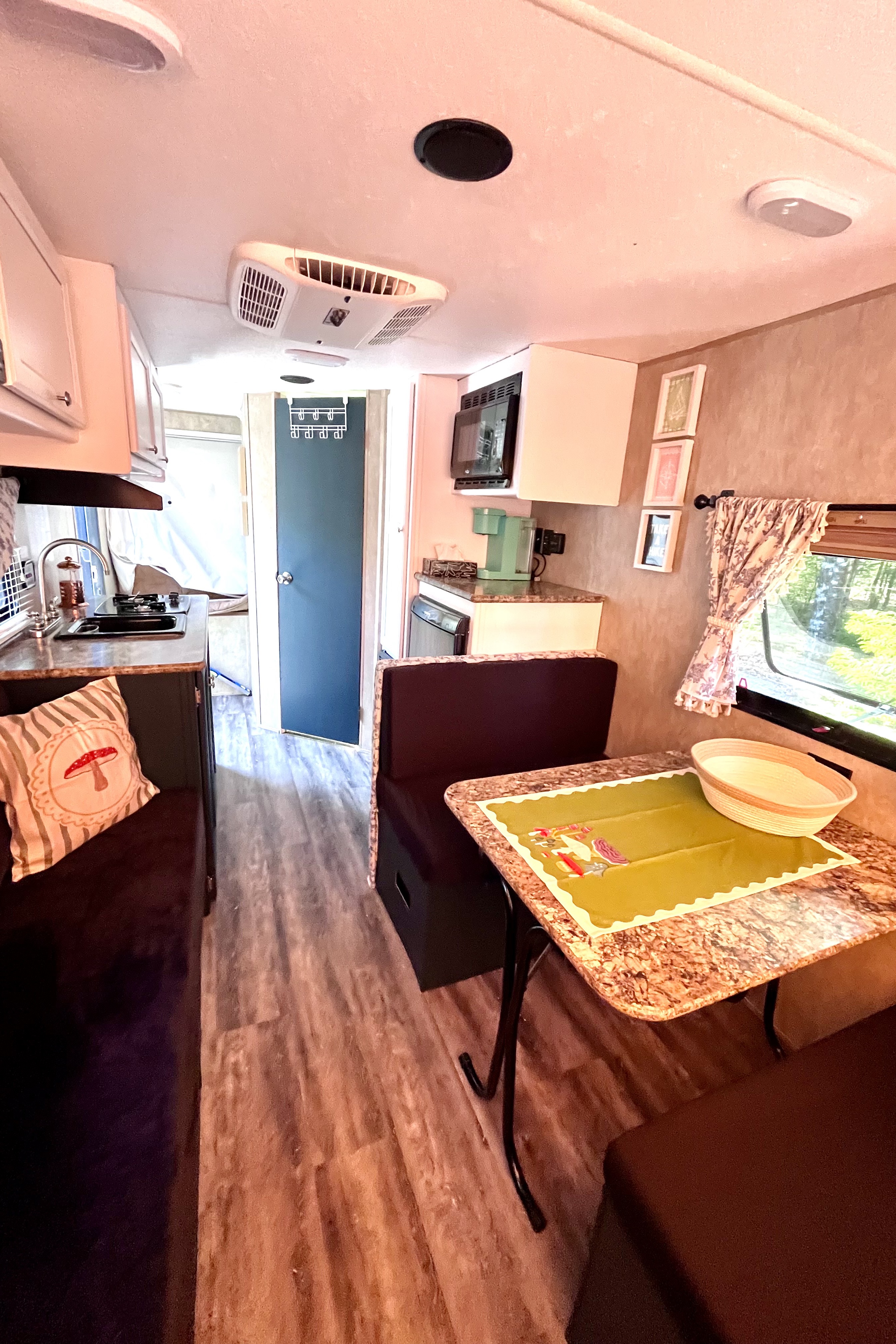 Kerry's Coachmen Clipper Hybrid