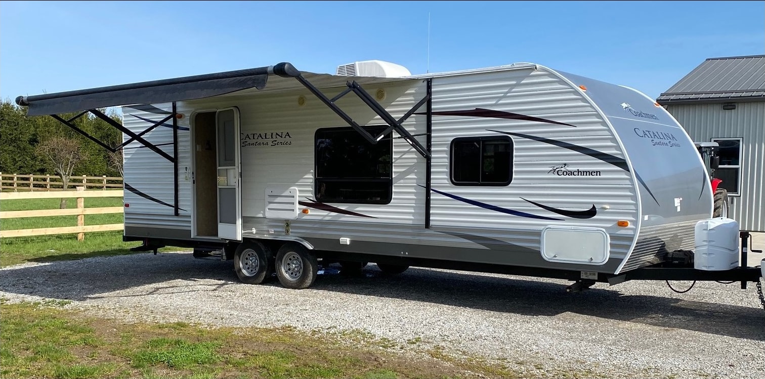 Jackie and Charlie’s Coachmen Catalina Travel Trailer