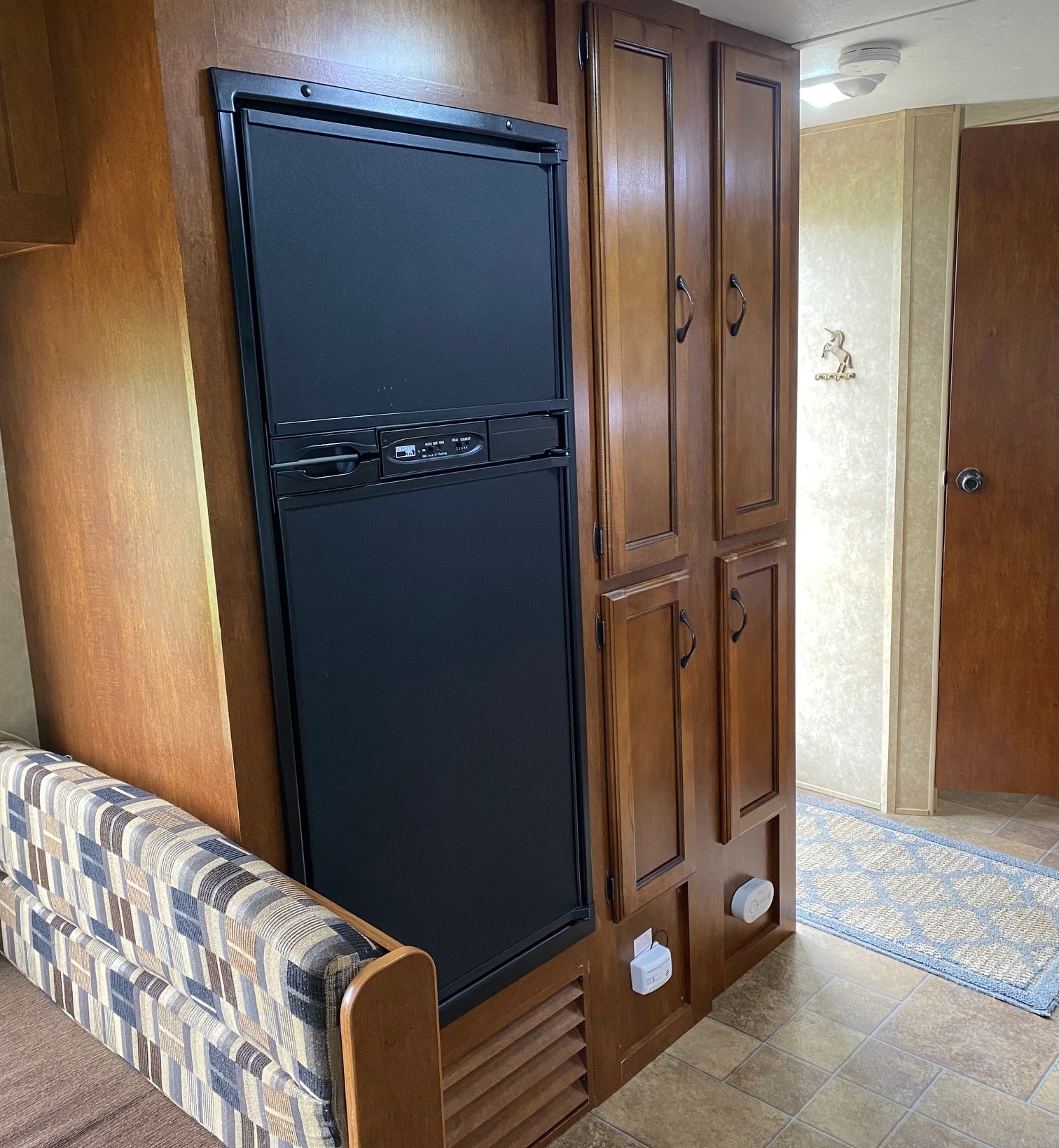 Jackie and Charlie’s Coachmen Catalina Travel Trailer