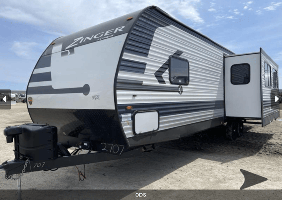 Jeremy's Crossroads Zinger 299RE Travel Trailer