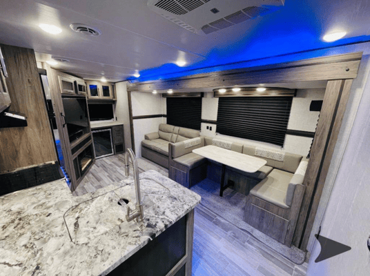 Jeremy's Crossroads Zinger 299RE Travel Trailer