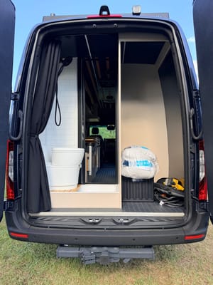 2025 27North Venture AWD - Luxe Off-Grid Explorer (Starlink + Solar)