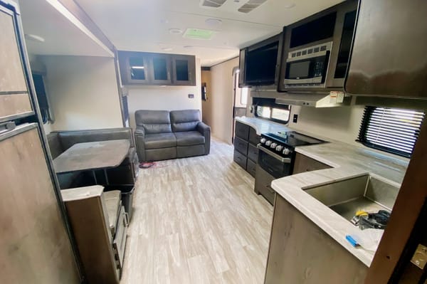 2021 Grand Design Transcend 29TBS